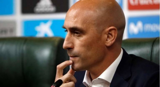 La Comisión de Presidentes Territoriales de la RFEF pide a Rubiales que dimita de 