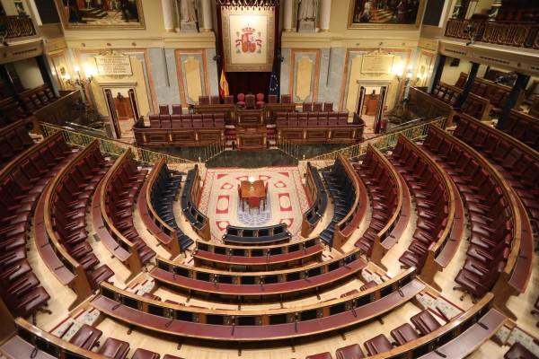 Guia per a parlar valencià al Congrés dels Diputats
