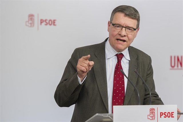 Jordi Sevilla renuncia a su puesto en el PSOE tras la dimisión de Sánchez