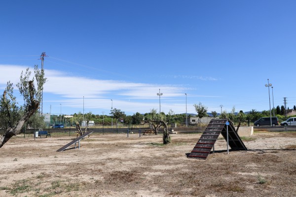 Llíria abre al público un nuevo parque canino de 1.860 metros cuadrados