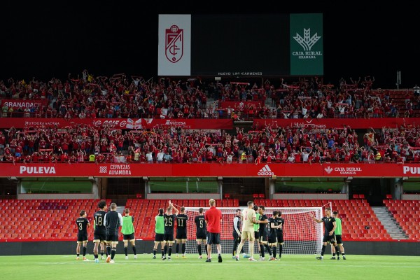 El Murcia supera los 11.000 abonados a dos meses de cerrar el plazo