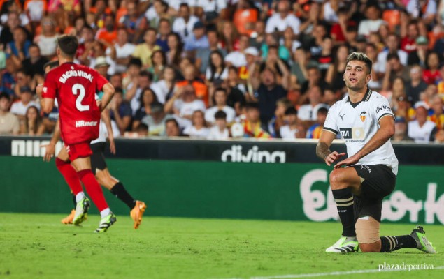 Sin goles, ni fichajes, no hay paraíso