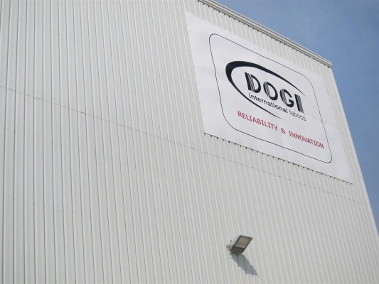 Dogi reduce fuertemente sus pérdidas hasta los 254.000 euros durante el primer semestre