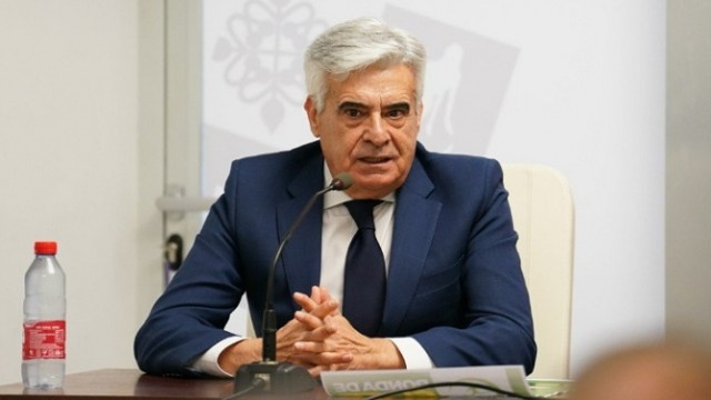 Rocha asume la presidencia interina de la RFEF y Rubiales se defenderá legalmente tras ser suspendido por FIFA