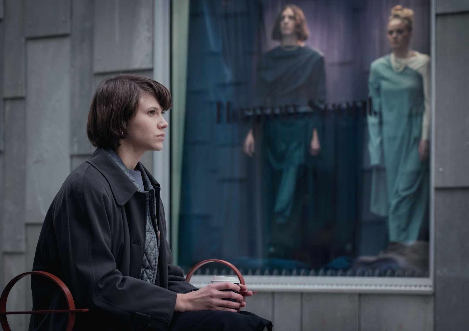 Vivir en plazas de garaje: la serie distópica 'The Architect' mejor que no dé ideas
