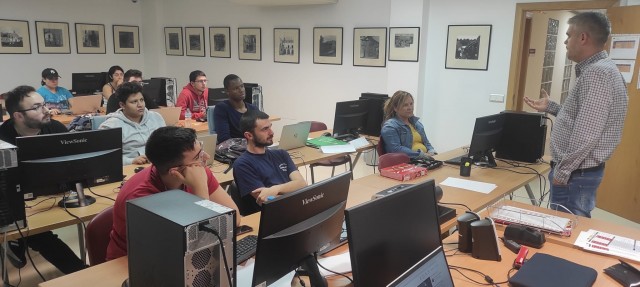 La Cámara de Comercio de Orihuela presenta su oferta formativa para este curso
