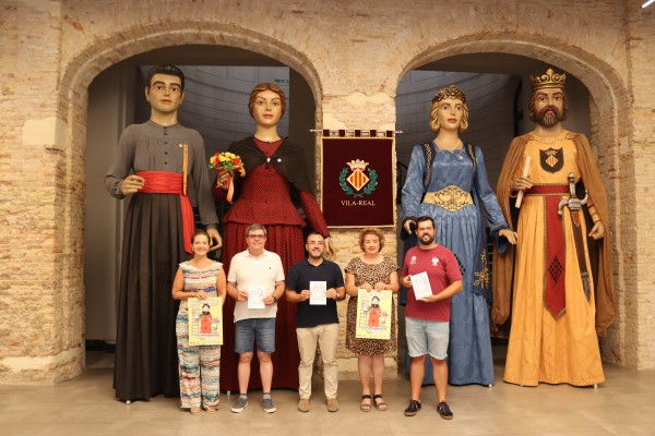 Vila-real uneix tradició i solidaritat en el 10é
aniversari de la recuperació dels seus gegants