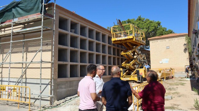 Benidorm finaliza la construcción de 96 nuevos nichos en el cementerio de San Jaime

