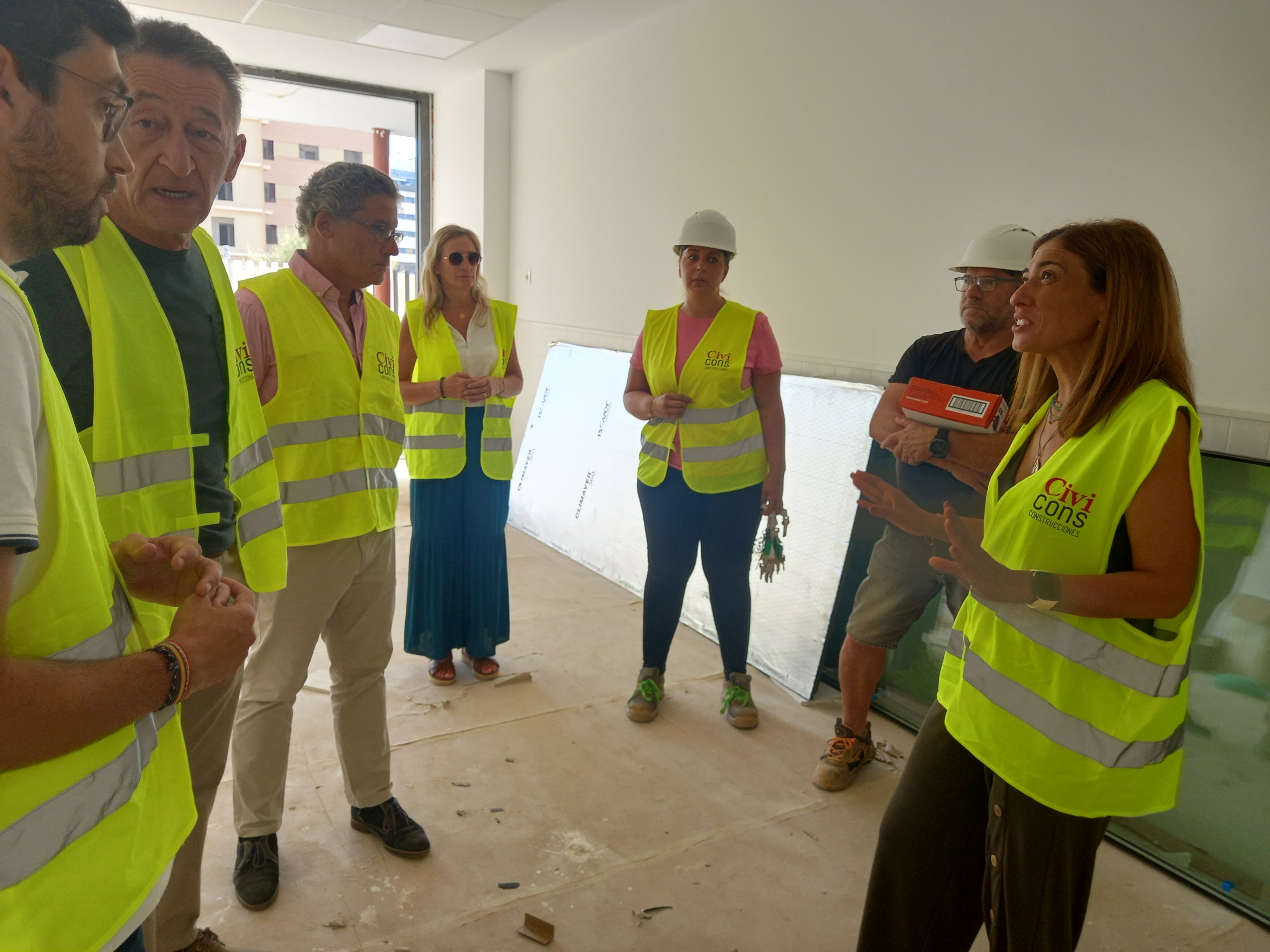 Almassora ultima els treballs per a obrir el
nou col·legi Santa Quitèria en l'arrancada del
curs