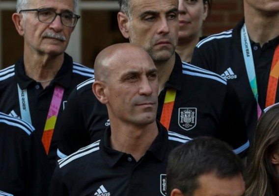 La Comisión Disciplinaria de la FIFA abre expediente a Luis Rubiales