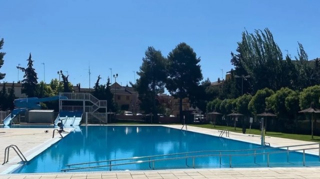 La alcaldesa de Requena niega presiones y avanza que sancionará a Ilitia por la piscina