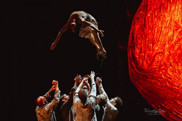 La danza contemporánea llega este martes a San Javier con el 'Carmino Burana' 