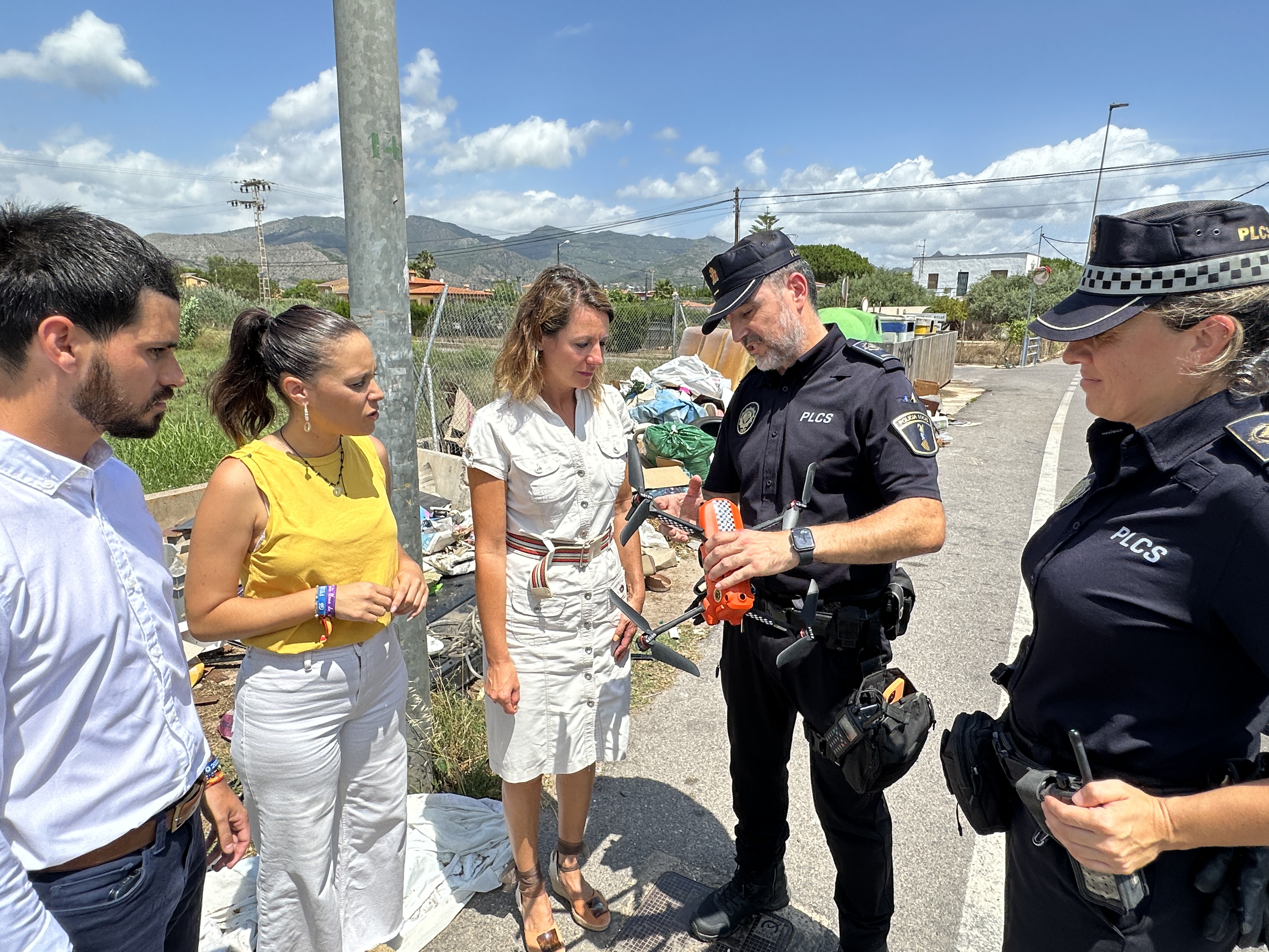Castelló impone 27 denuncias por vertidos incontrolados en un mes, algunas con drones