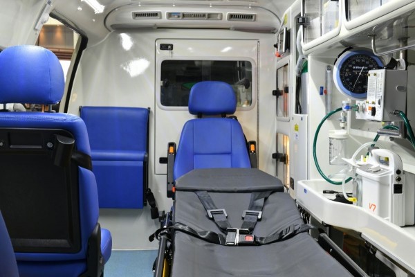 La patronal Agetrans insta a los nuevos gobiernos de Cantabria, La Rioja y Baleares a revisar los contratos con ambulancias
