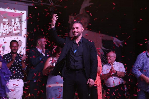 La copla del malagueño José Ortiz gana el festival de canción española de Molino Derribao
