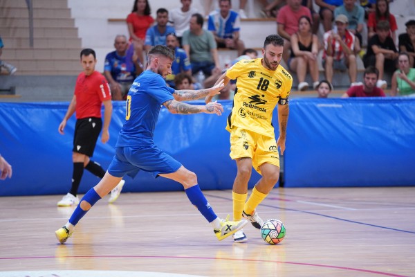 El Servigroup Peñíscola remonta al Manzanares y suma un nuevo triunfo en pretemporada