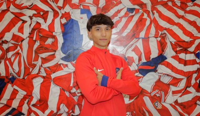 Fabián Urzain, mediapunta de 19 años, llega al UCAM CF cedido por el Atlético de Madrid 