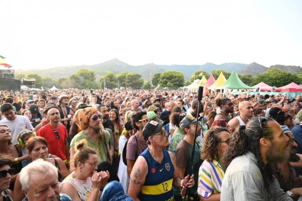 Cerca de 90.000 personas rugen en la 