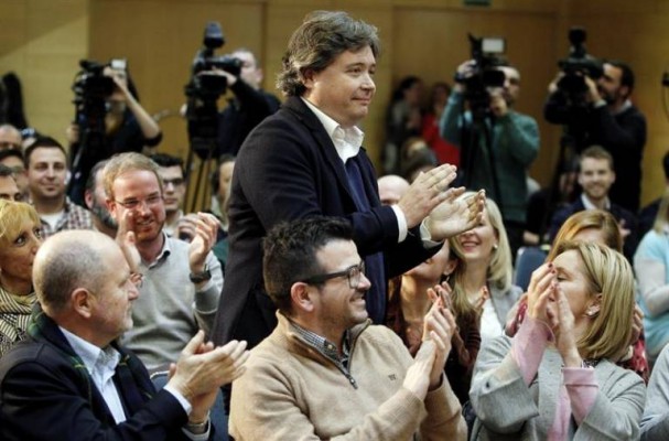 Pugna entre la gestora del PP y el grupo municipal por los 44.500 seguidores de la cuenta de Twitter