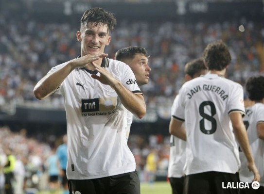 Pepelu se gradúa en Mestalla