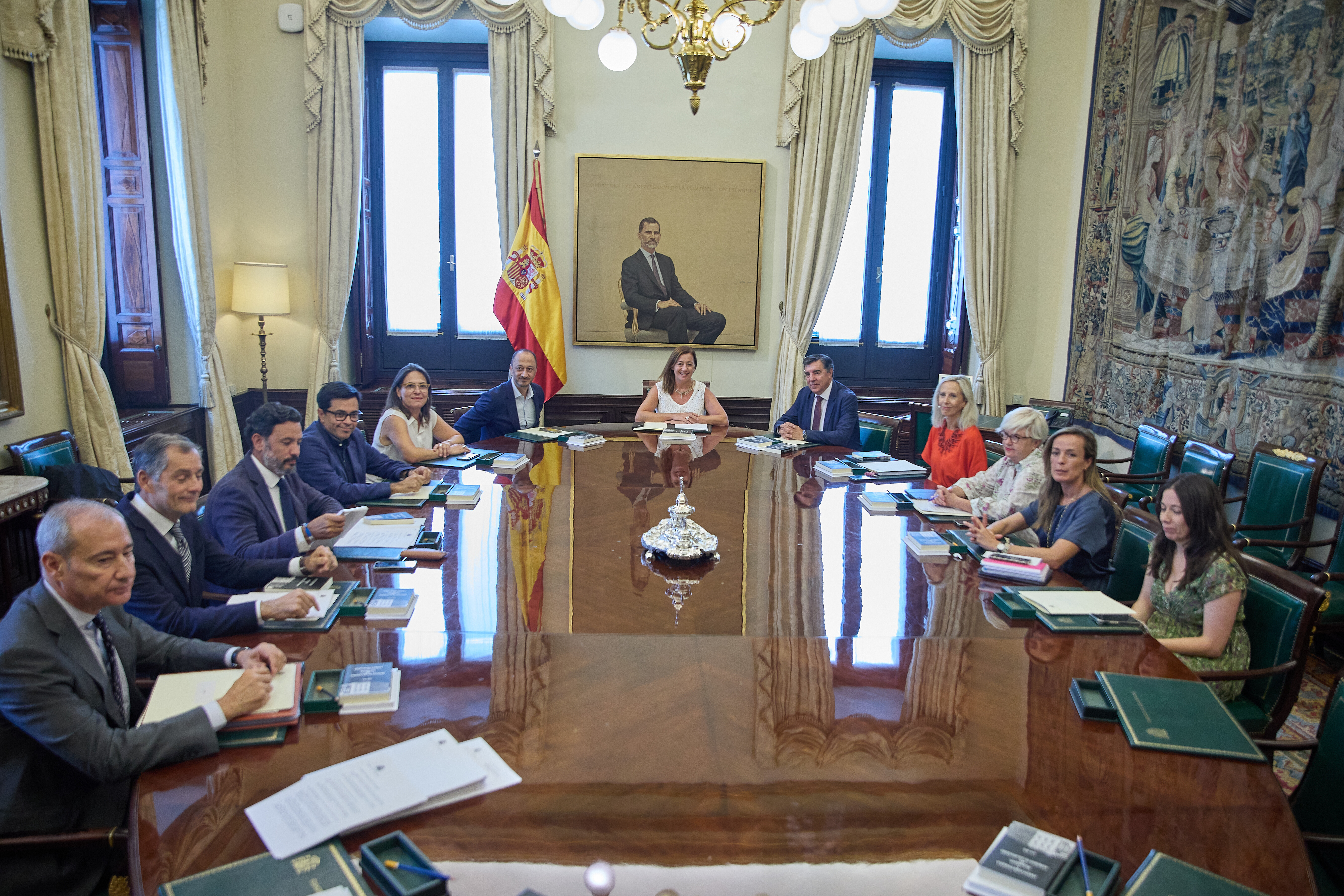 La Mesa del Congreso fija el 25 de agosto como tope para inscribir grupos parlamentarios