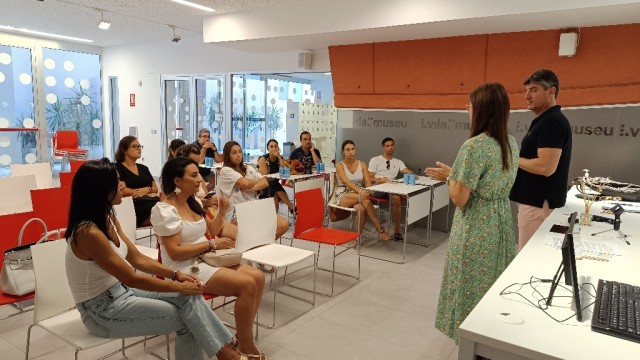 La Vila, obligada a reubicar a los niños de dos años por no acabar a tiempo el Doctor Esquerdo