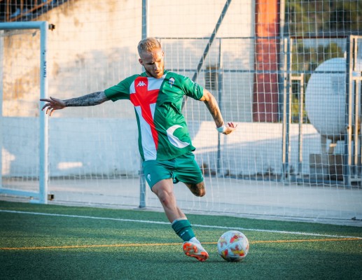 El Alcoyano pierde de seis a nueve meses a Gil