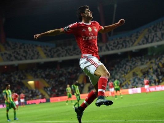 El Valencia CF espía a Gonçalo Guedes