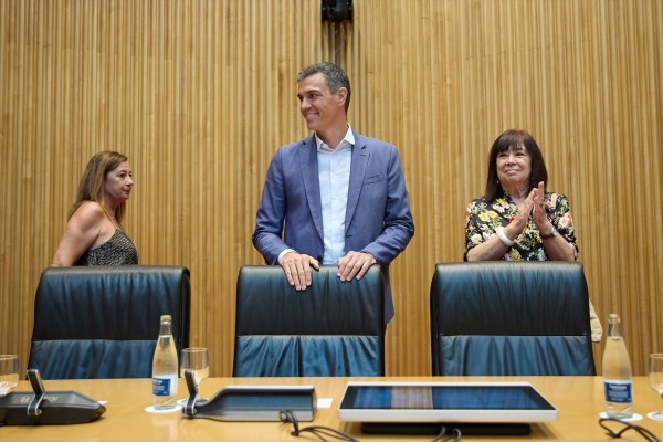 Junts llega a un acuerdo con el PSOE para que Francina Armengol presida el Congreso
