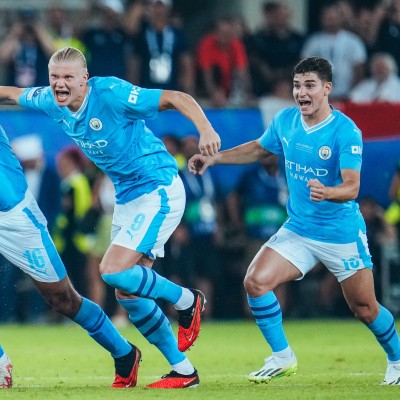 Los penaltis dan la Supercopa al City
