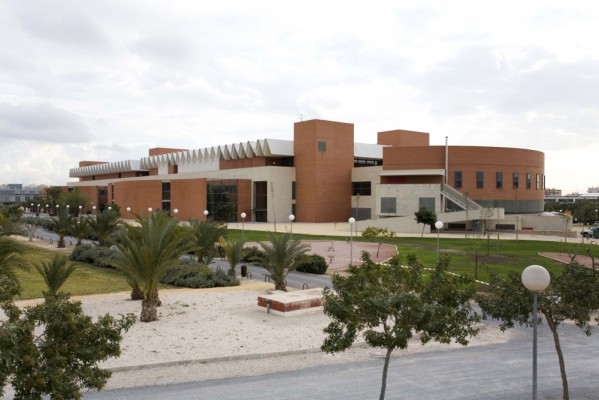 Los nuevos grados de la UMH: Datos e IA y el de Moda, a Elche, el máster de profesorado, a Orihuela