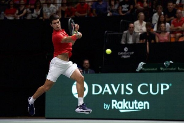 Alcaraz liderará a España en la Copa Davis en Valencia en la primera lista de David Ferrer
