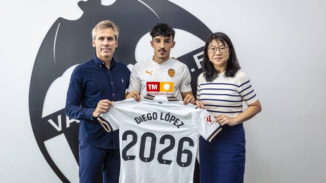 El Valencia renueva a Diego López hasta 2026