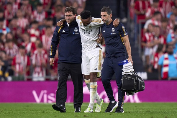 Militao también se rompe el cruzado