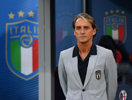 Roberto Mancini dimite como seleccionador italiano
