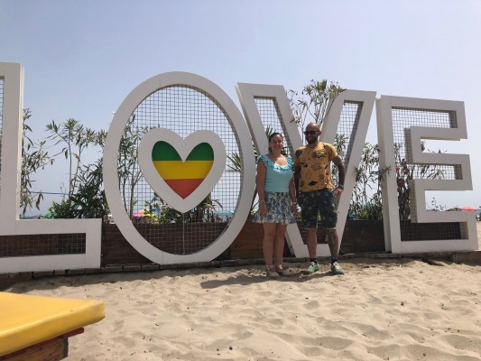 El Ayuntamiento activa un servicio gratuito de bus desde el recinto del Rototom hasta la playa