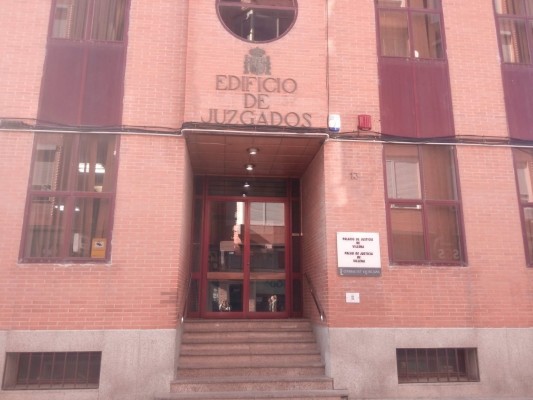 Los juzgados de Villena ejecutan obras de accesibilidad y adecuación en área de detenidos
