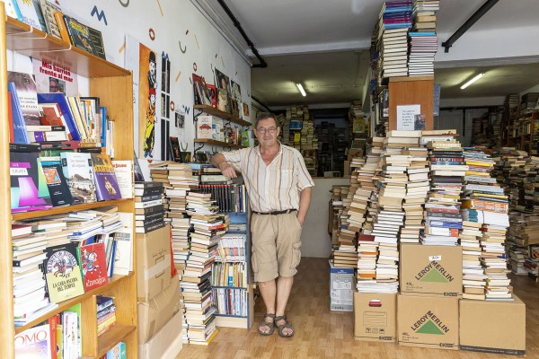 Los libros ‘libres’ que habitan la Malvarrosa