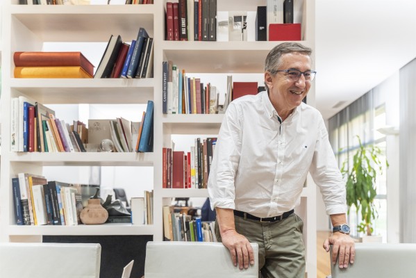José Antonio Rovira afea al Botànic 