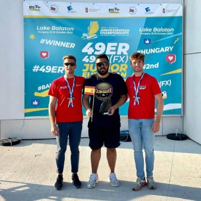 El murciano José Manuel Ruiz disputa el Mundial de 49er en La Haya apuntando a París 2024 