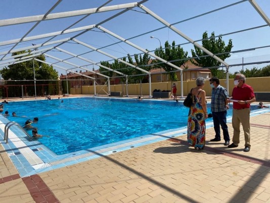 Los pisos con piscina en Murcia son un lujo: incrementa el precio un 24% y solo disponen de ella el 13%