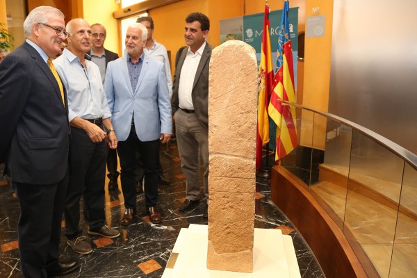El MARQ exhibe una estela funeraria ibérica de gran valor patrimonial hallada en Altea la Vella