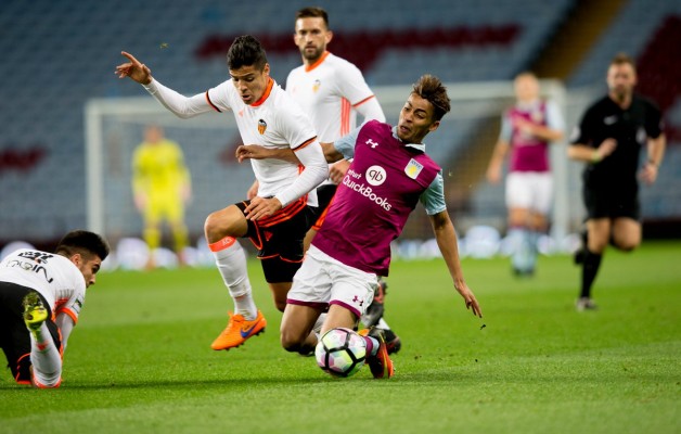 El VCF Mestalla pierde ante el Aston Villa en la Premier League International Cup
