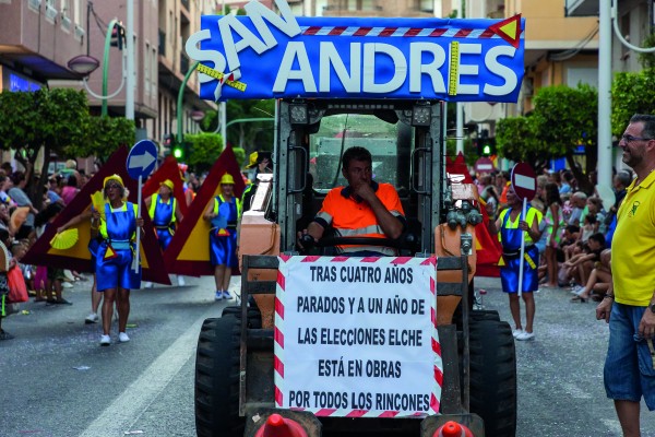 El papel vertebrador de las entidades festeras
