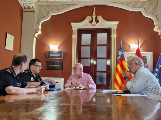 Alboraia refuerza la seguridad de La Patacona con más vigilancia policial