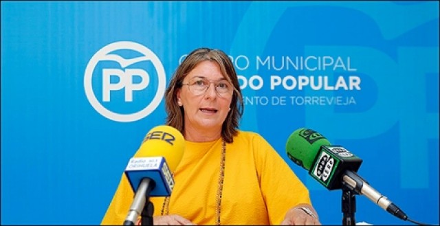 Agustina Esteve, directora de Presidencia en Alicante y Sabina Galindo, directora general de Agua