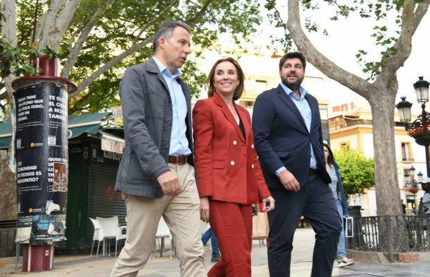 Génova arropa a López Miras en su 'no' a Vox