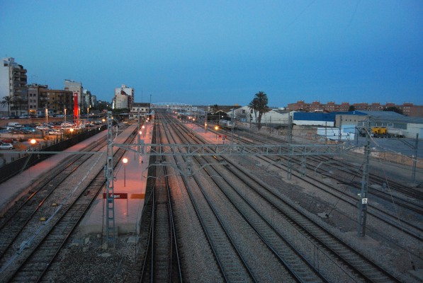 Sagunt reclama a Transportes cubrir las vías ferroviarias y mejoras en la carretera V-23 
