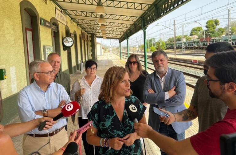 Bernabé asegura que las tres capitales valencianas estarán conectadas por alta velocidad en 2026