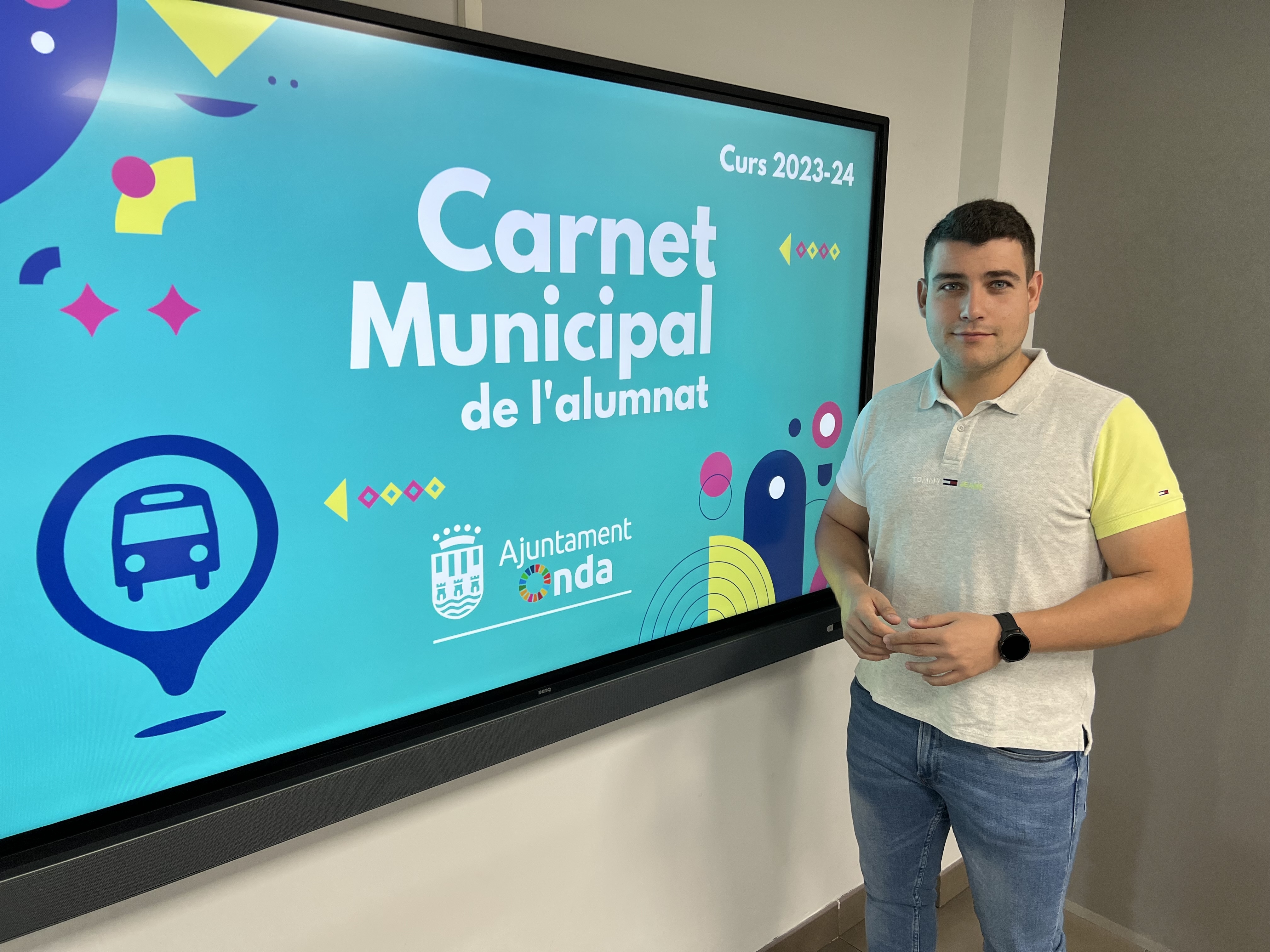 Onda renueva su servicio de autobús gratuito para estudiantes y lo amplía a 300 carnés